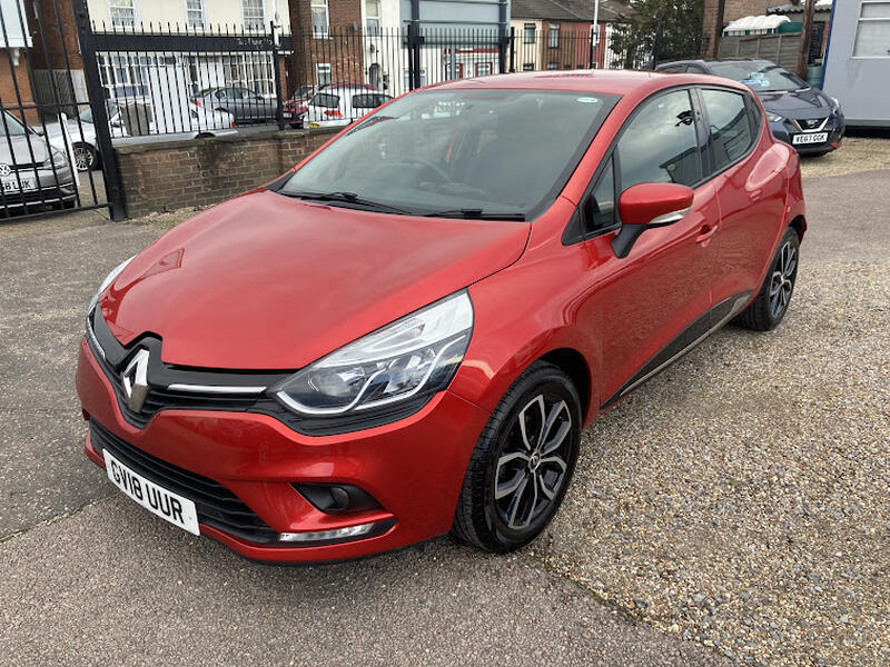 RENAULT CLIO