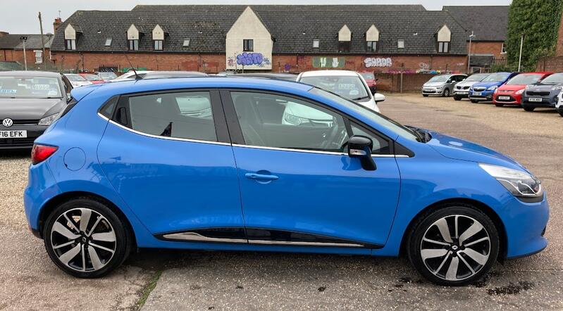 RENAULT CLIO