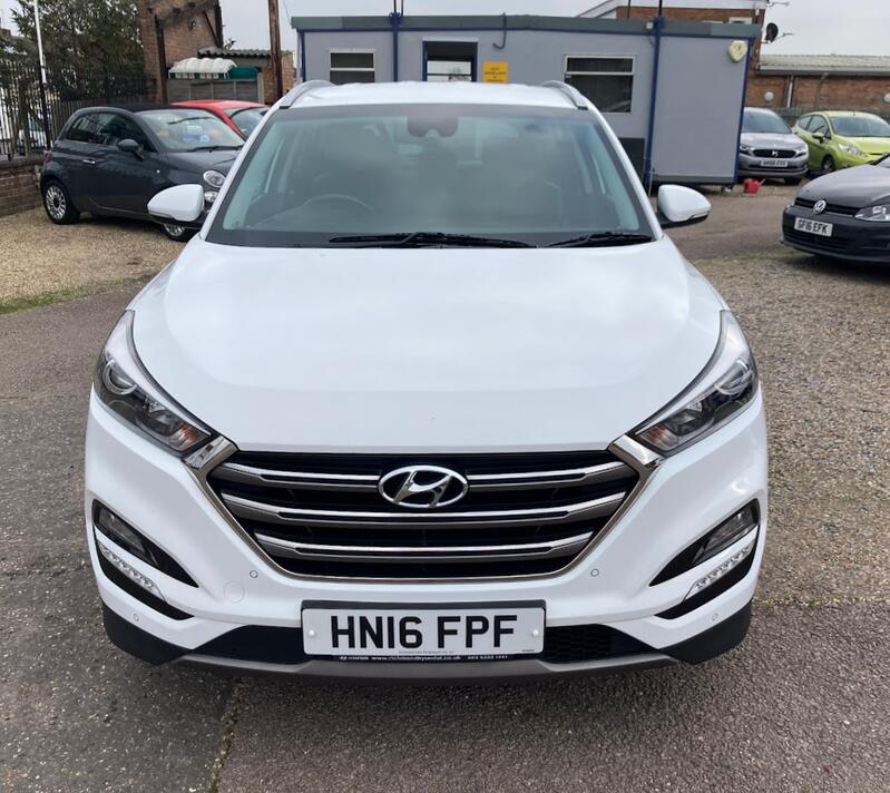 HYUNDAI TUCSON