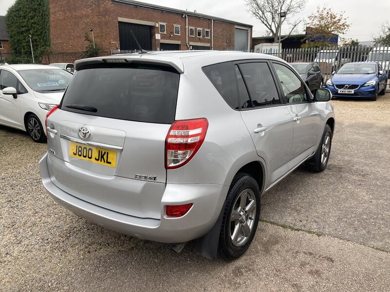 TOYOTA RAV4