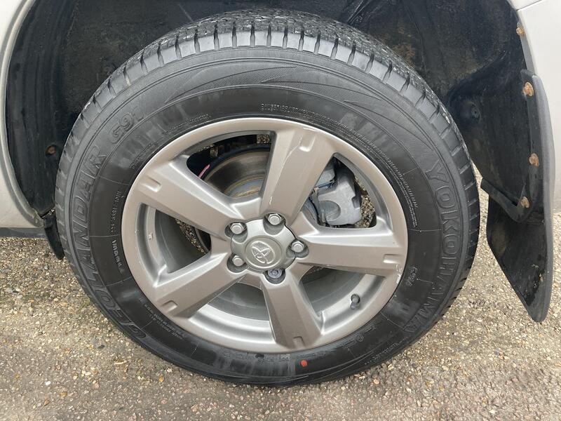 TOYOTA RAV4
