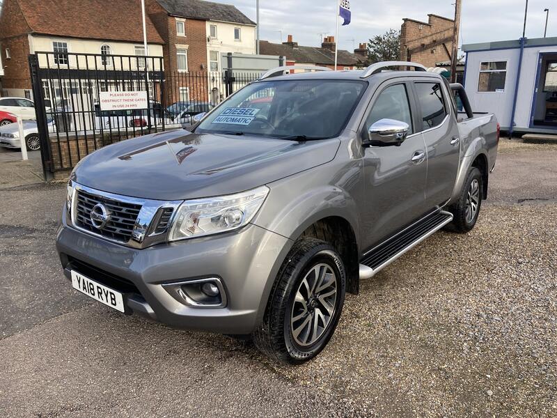 NISSAN NAVARA