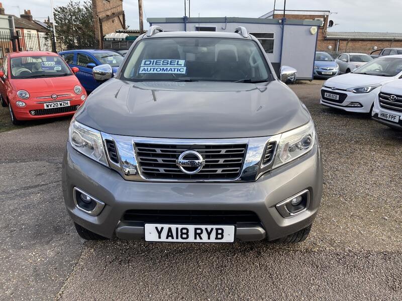 NISSAN NAVARA