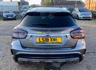 MERCEDES-BENZ GLA CLASS