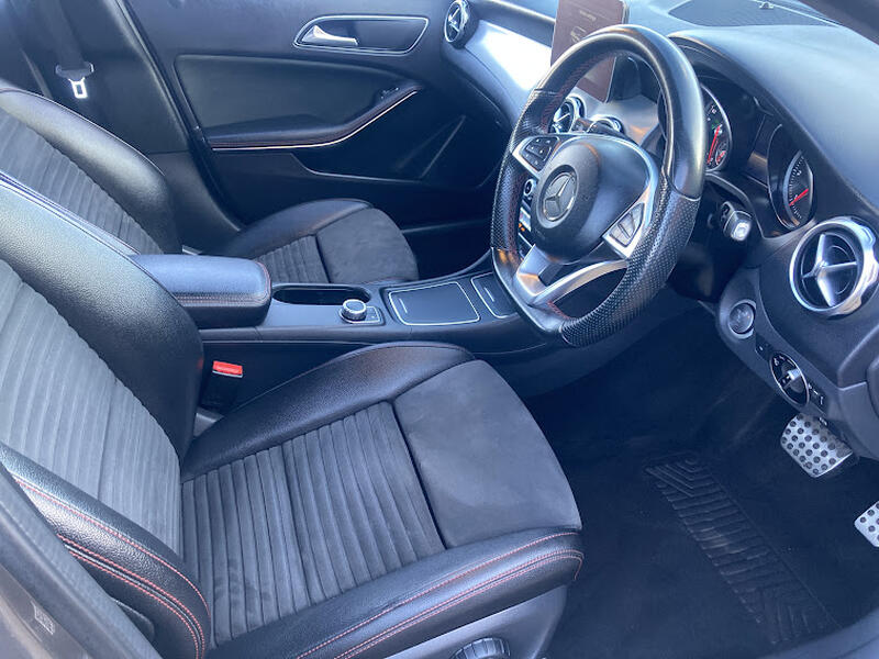 MERCEDES-BENZ GLA CLASS