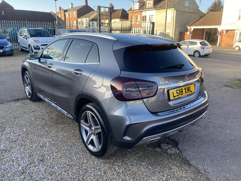 MERCEDES-BENZ GLA CLASS