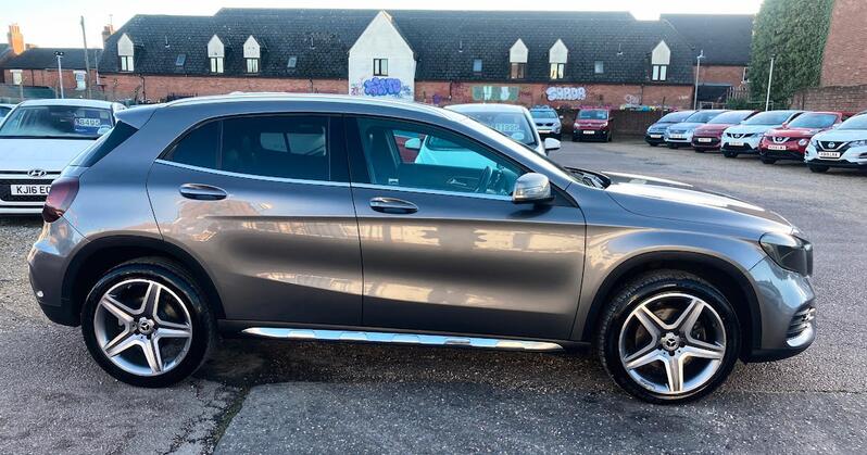 MERCEDES-BENZ GLA CLASS