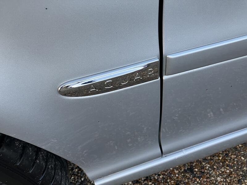 JAGUAR X-TYPE