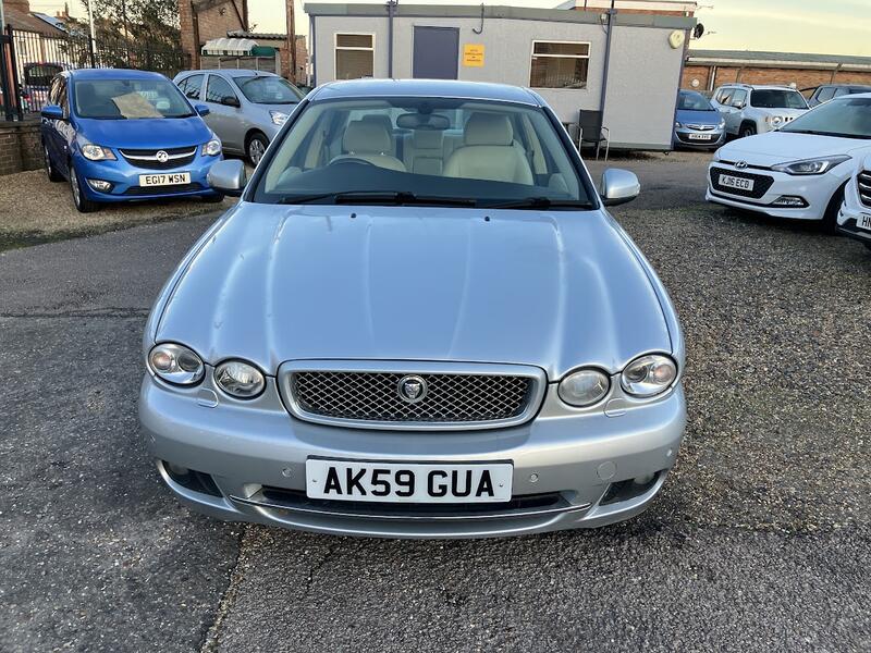 JAGUAR X-TYPE