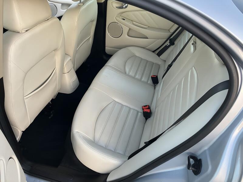 JAGUAR X-TYPE
