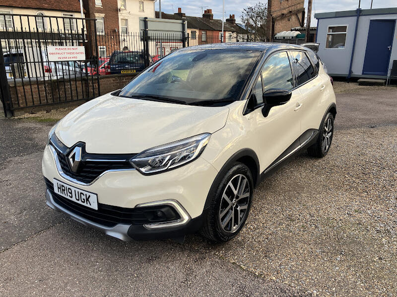 RENAULT CAPTUR