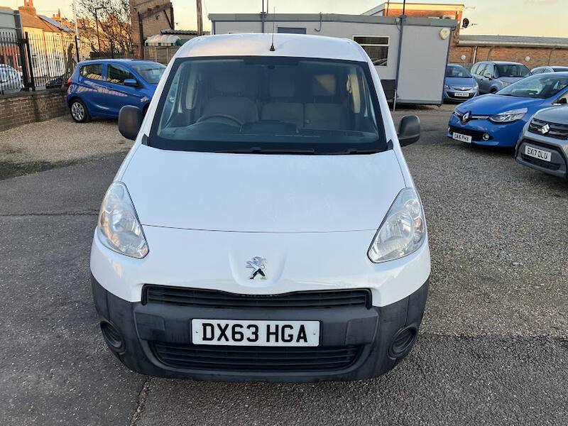 PEUGEOT PARTNER