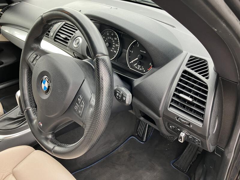 BMW 1 SERIES