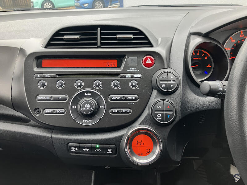 HONDA JAZZ