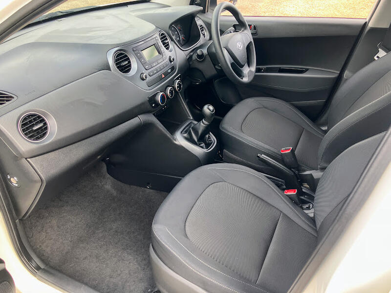 HYUNDAI I10