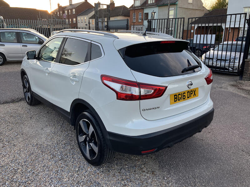 NISSAN QASHQAI