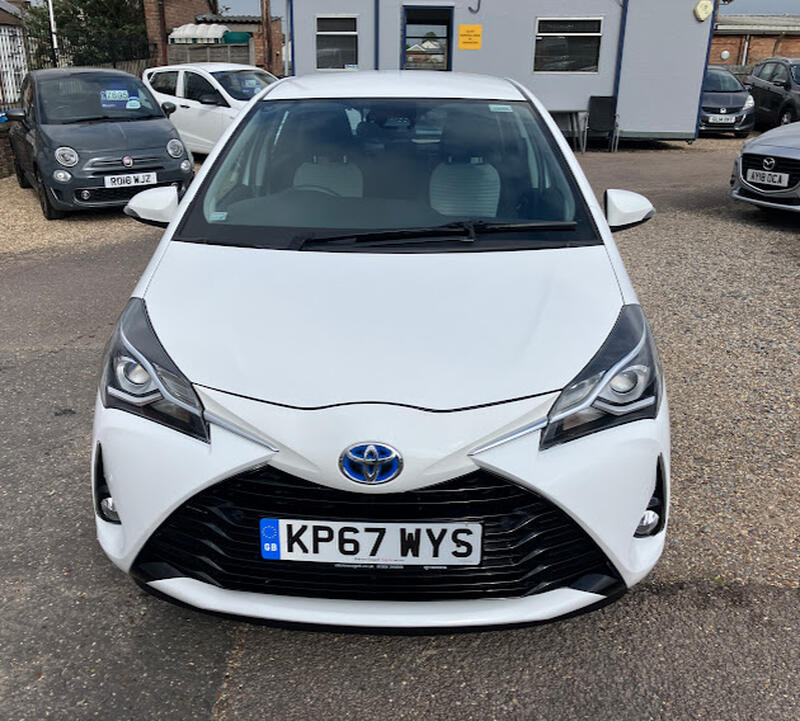 TOYOTA YARIS