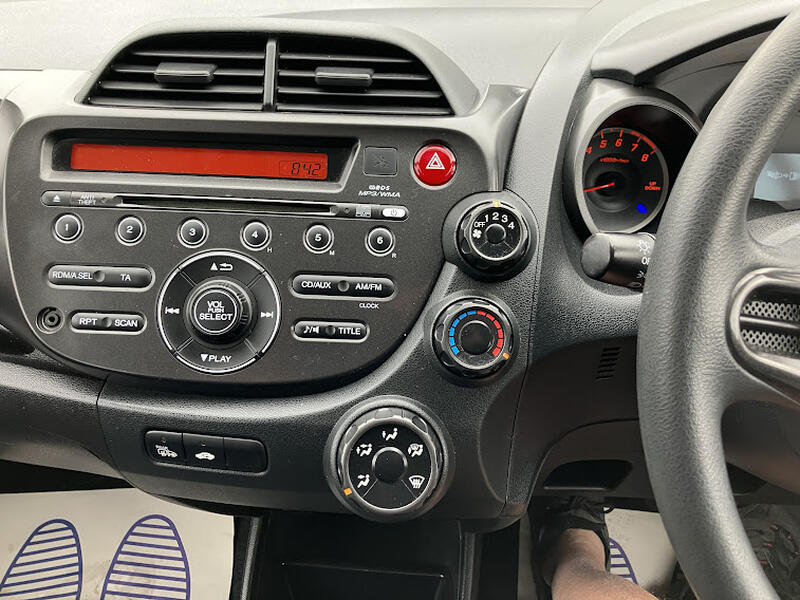 HONDA JAZZ