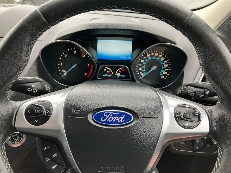 FORD KUGA