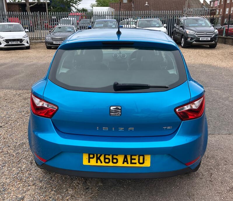 SEAT IBIZA