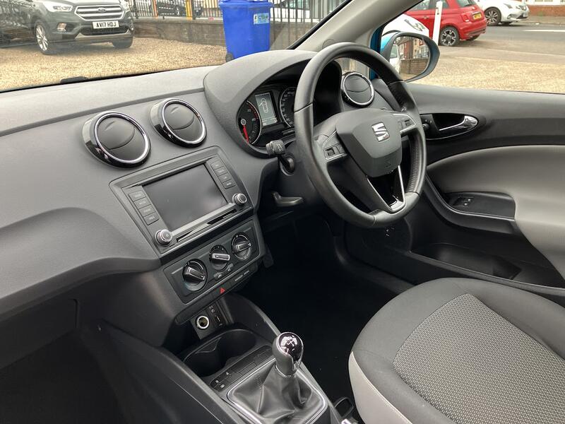 SEAT IBIZA