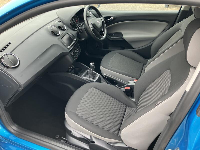 SEAT IBIZA