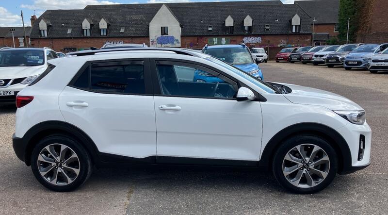 KIA STONIC