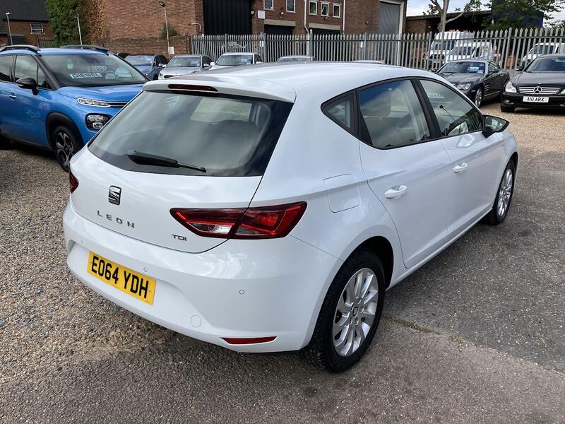 SEAT LEON